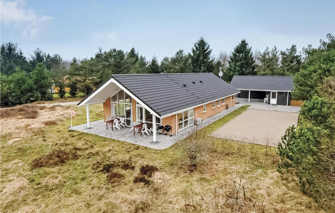 7 Bedroom Stunning Home In Herning Kølkær Zewnętrze zdjęcie
